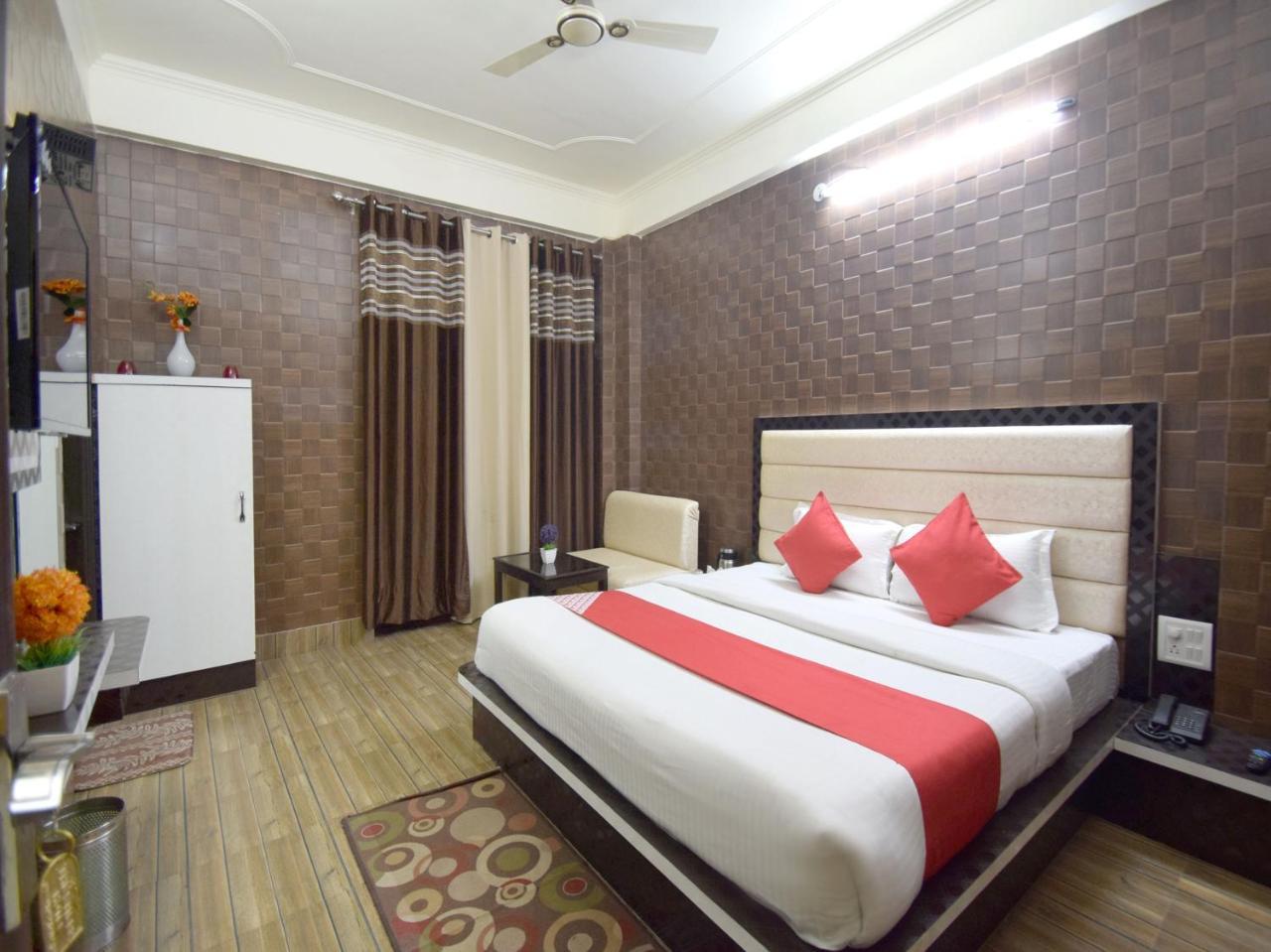 Oyo 5540 Etiler Hotel Katra  Exterior foto